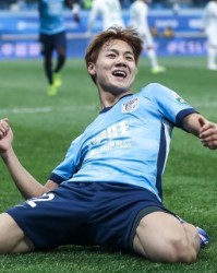 【中超】廖锦涛毛伟杰破门英博3连胜 浙江遭遇2连败